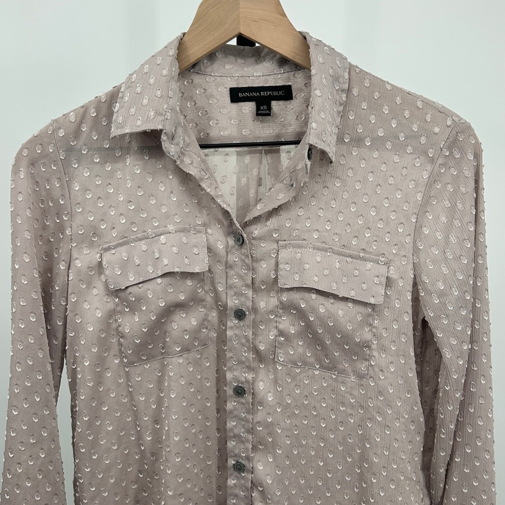 Banana Republic Dillon Clip Dot Blouse City Grey XS - Picture 4 of 8